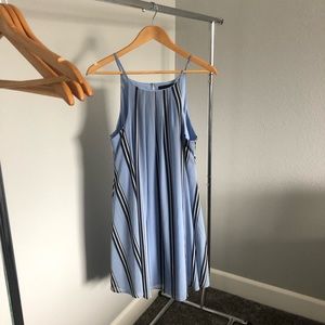 Short blue dress